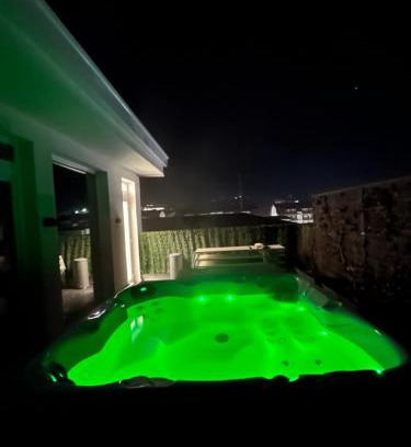 Floresti Apartment | HexHouse Luxury