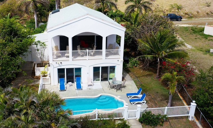 Estate Salt River Villa | Hibiscus Beach House! 2 bedroom, 2.5 bath, take 30 steps to your private beach