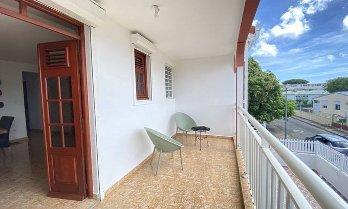 Saint-Louis Apartment | Hibiscus