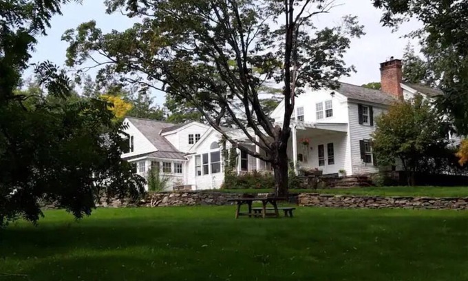 Rensselaerville House | Hickory Hill House: a country retreat, lovely gardens, trails, boats & tennis.
