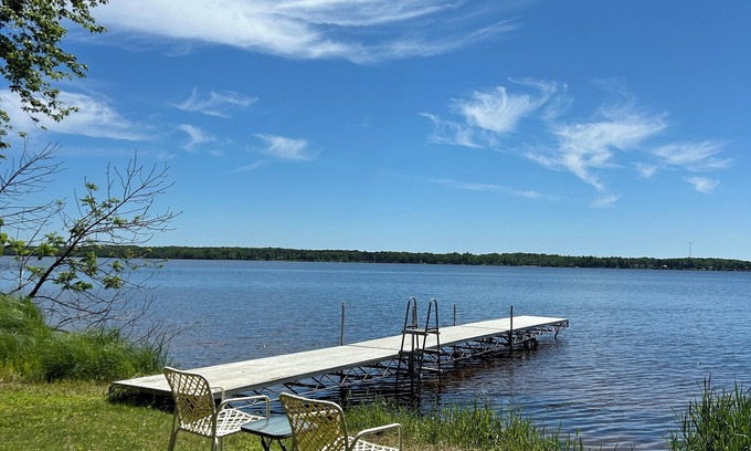 Wauksaukee Cabin | HIDDEN GEM! 2-bedroom cabin outside of Crivitz on Lake Noquebay