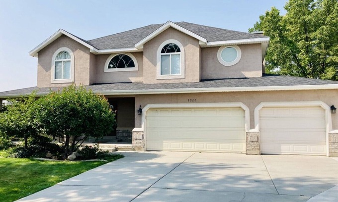 South Jordan House | Hidden Treasure