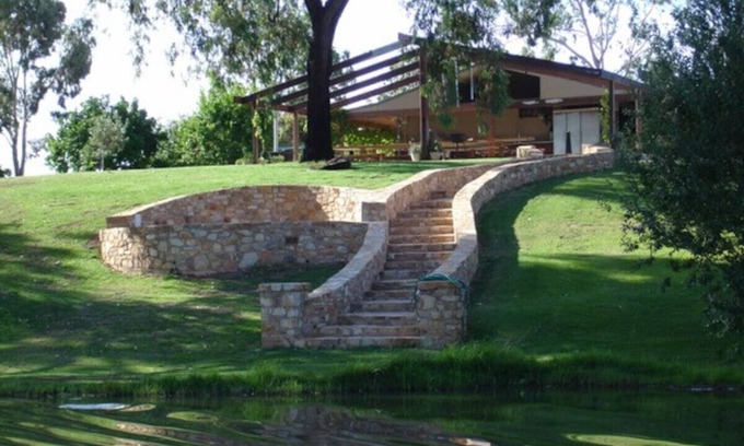 Kirwans Bridge Villa | Hide & Seek Luxury Waterfront Villa & Retreat