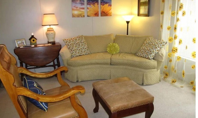 Hemphill House | Hideaway at Sunflower Hideaway on Toledo Bend Lake!