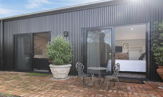 Whites Valley House | Hideaway Nook by Wine Coast Holiday Rentals