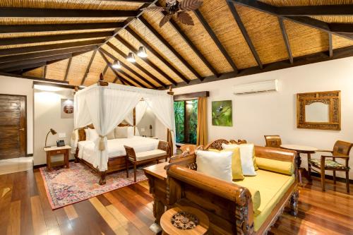 Katira Hotel | Hideaway Rio Celeste Hotel