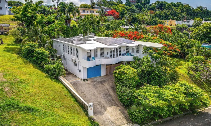 Luquillo Apartment | Hideaway with Wraparound Balcony: Beautiful Views, Great Vibes, Family Friendly