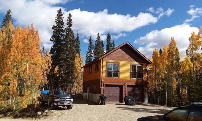 Alma House | High-alpine private retreat 2-bedroom house in cozy Alma, close to Breckenridge