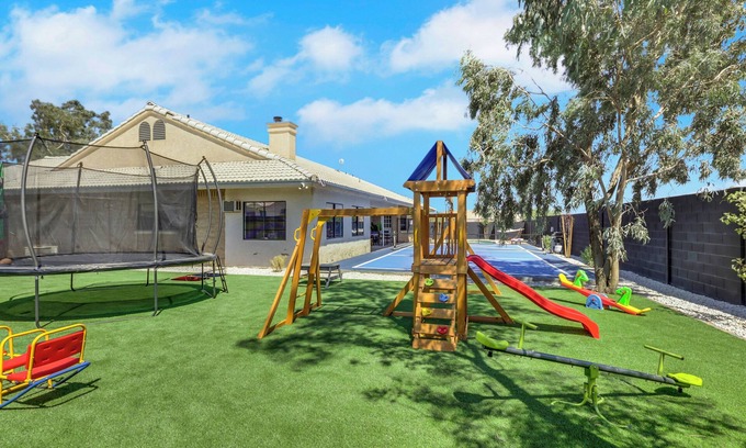 Enterprise Villa | High-End 5 Stars Villa 5BR Private Pickleball!