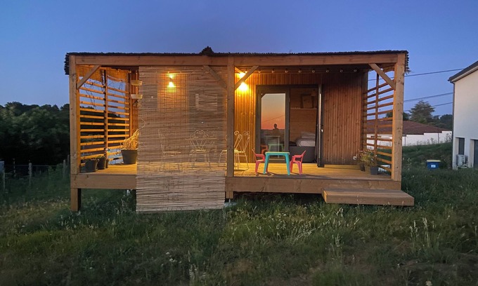 Feytiat Ski Chalet | High-end Tiny House on large plot, view of Limoges