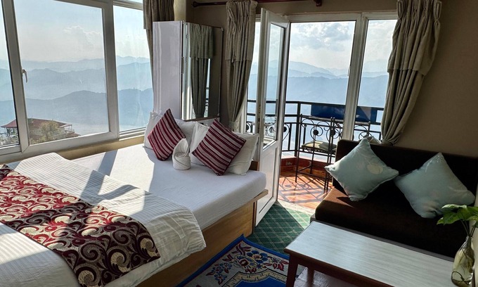 Sarangkot Hotel | High Ground Inn and Rooftop Restaurant