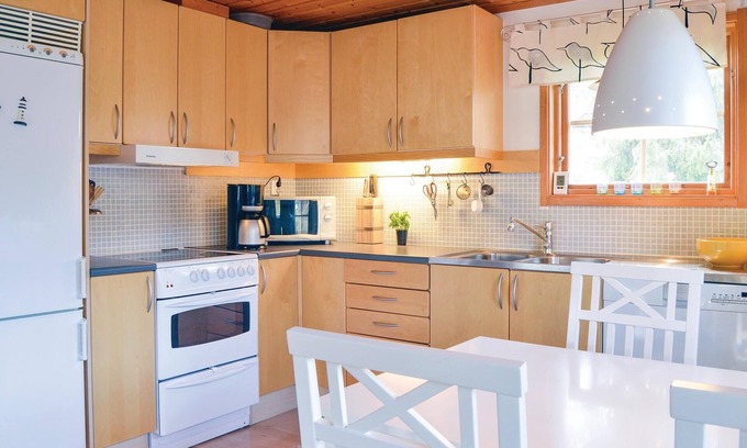 Djurhamn House | High situated cottage on Vindö in the Stockholm archipelago.