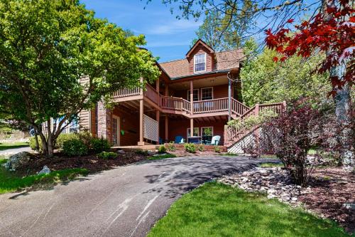 McHenry House | Highland Cottage