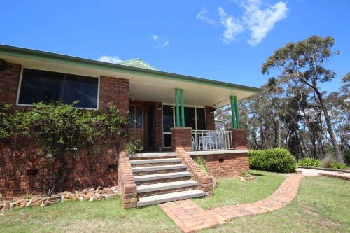 Mount Victoria House | Highland View