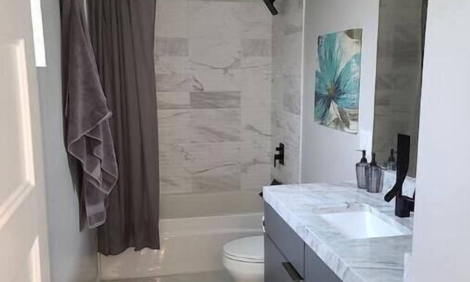 Sloan Lake House | Highlands Fully furnished 1 bedroom Guest House!