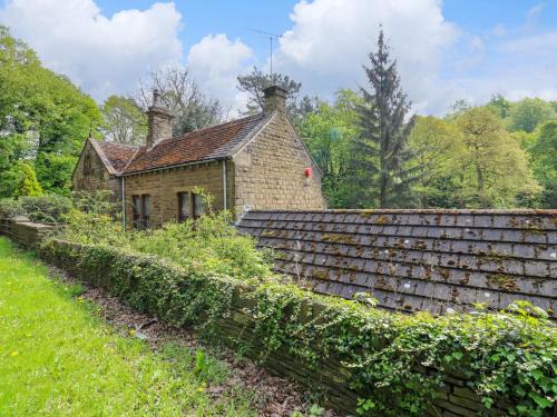 Hoylandswaine House | Highwood Lodge