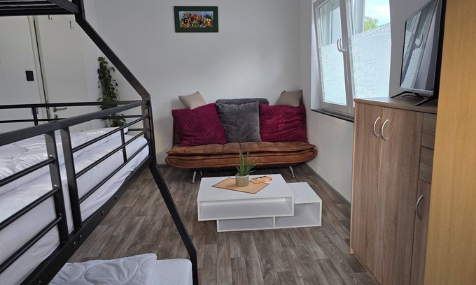Niegripp Apartment | Hiking riders, cyclists, fitters' rooms, vacation apartments, remote workplaces!