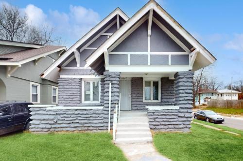 Kansas City House | Hill House
