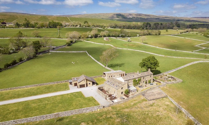 Worton House | Hill Top Farm, Askrigg, Yorkshire Dales