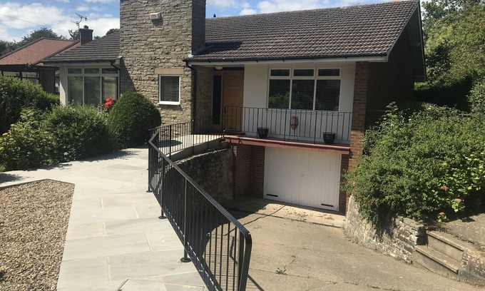 Scarborough House | Hill View, Scalby - village holiday home, great for families and friends