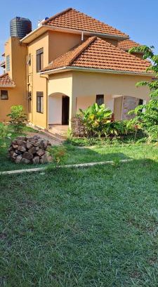 Lubowa Bed & Breakfast | Hillside Inn lubowa