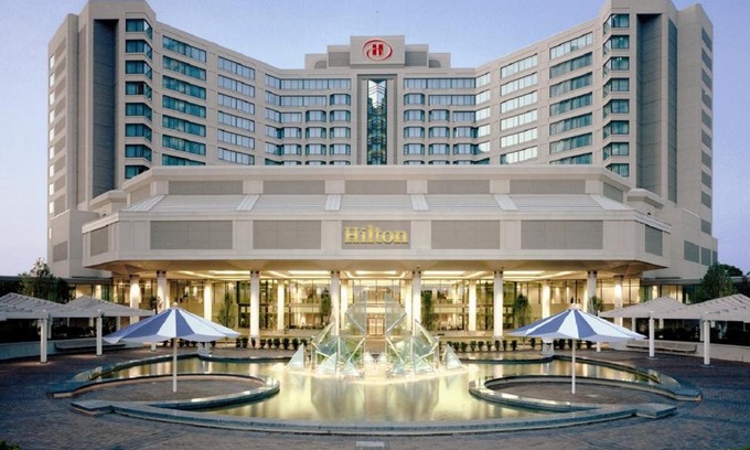 East Brunswick Hotel | Hilton East Brunswick
