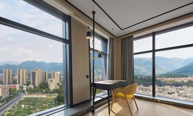 Anji Hotel | Hilton Garden Inn Huzhou Anji Phoenix Mountain