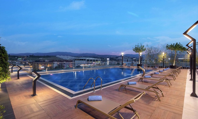 Yalova Hotel | Hilton Garden Inn Yalova