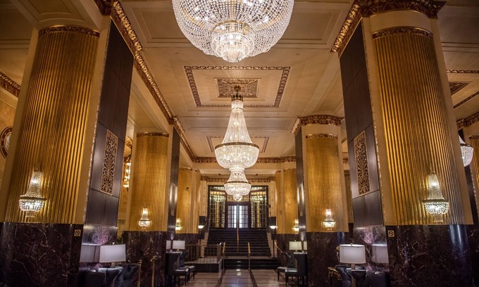 Westown Hotel | Hilton Milwaukee