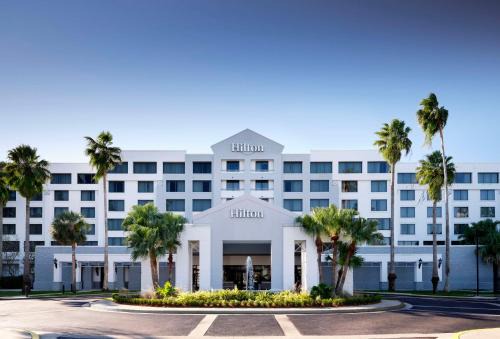 Kenner - Louis Armstrong International Airport Hotel | Hilton New Orleans Airport