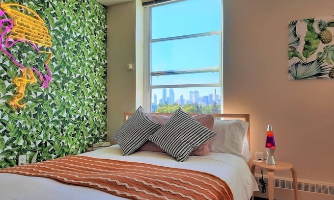 Inglewood Apartment | Hip Studio w/City Views Minutes to DT