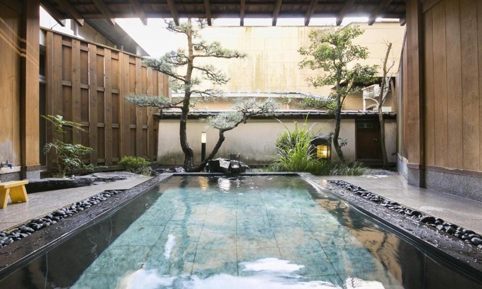 Gamagori Hotel | Hiranoya
