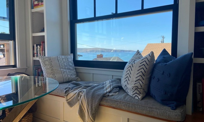 Dillon Beach House | Historic Beach Cottage with Ocean View Deck - Steps to Beach