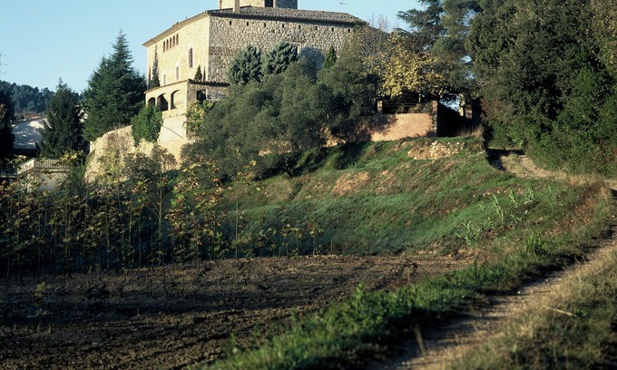 Celra Other | Historic castle is low-key yet elegant and near Girona/Costa Brava beaches