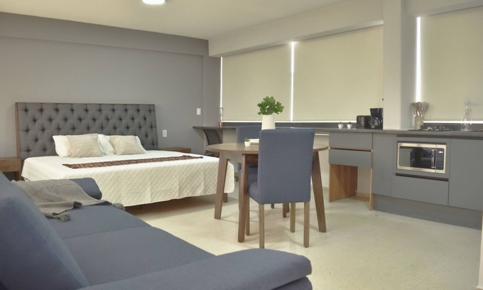 Centro Historico Apartment | Historic Center Beautiful Department 206