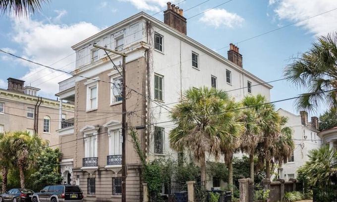 Harleston Village Apartment | Historic Charleston Gem