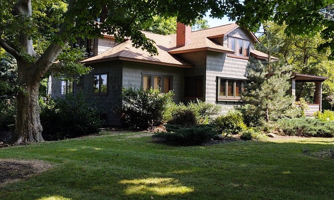 Westfield House | Historic Country Home for large Families & Friends! 20% off for 7+ night stays!