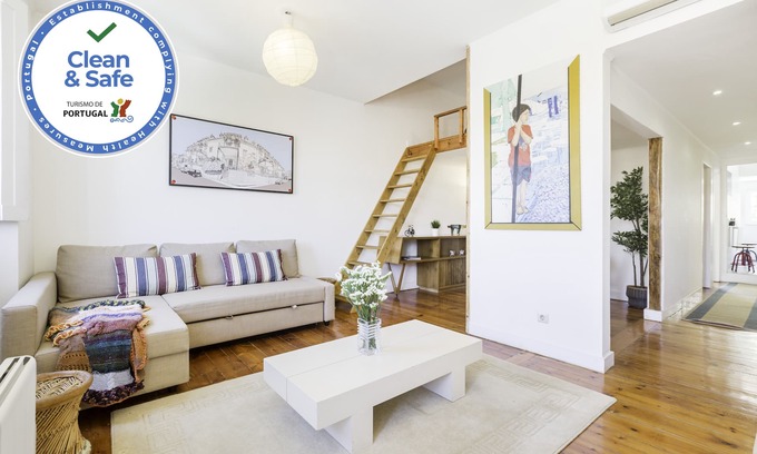 Alfama Apartment | Historic district André's House · Vila Berta PREMIUM 5persons