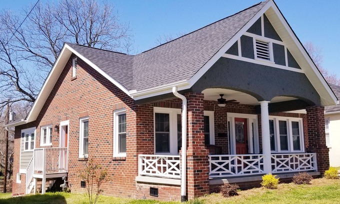 Burlington House | Historic & Elegant B-Town Bungalow
