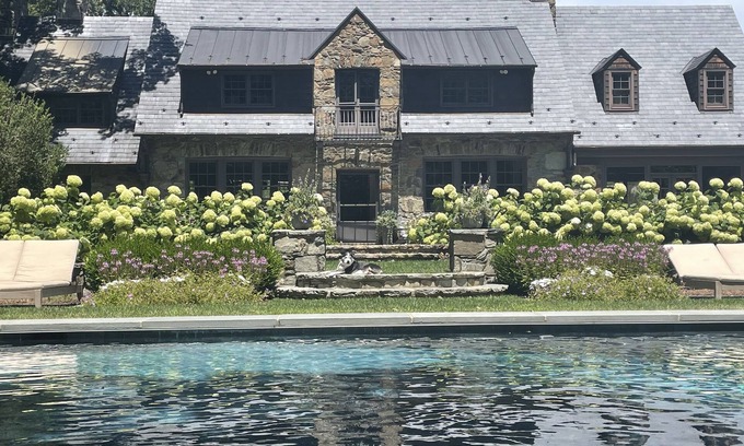 Middleburg House | Historic Equestrian Estate in Middleburg Hunt Country