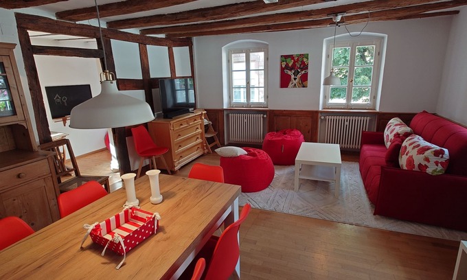 Rhodt unter Rietburg Other | Historic farmhouse in the village center. Family-friendly. Pet friendly!