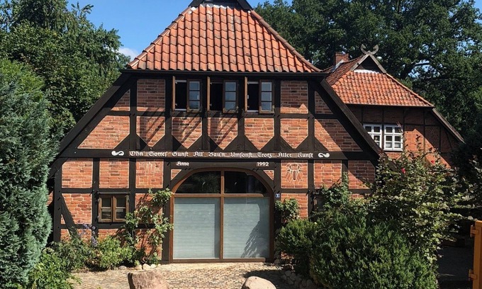 Hoesseringen House | Historic, idyllic Schäferkate near Bad Bevensen