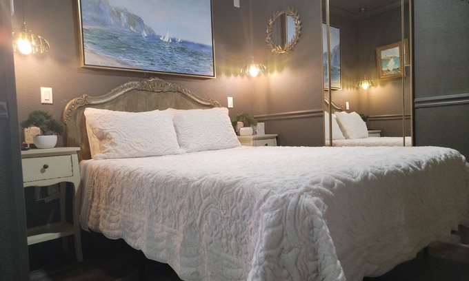 Haines City Apartment | Historic Intimate Studio A