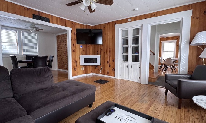 Brighton House | Historic Island Pond Home on VAST Trail – 3BR, 2BA