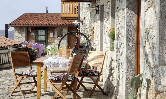 Stregna Apartment | Historic house in rustic style and surrounded by nature