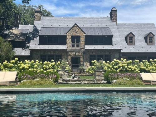 Middleburg Villa | Historic Middleburg Equestrian Estate