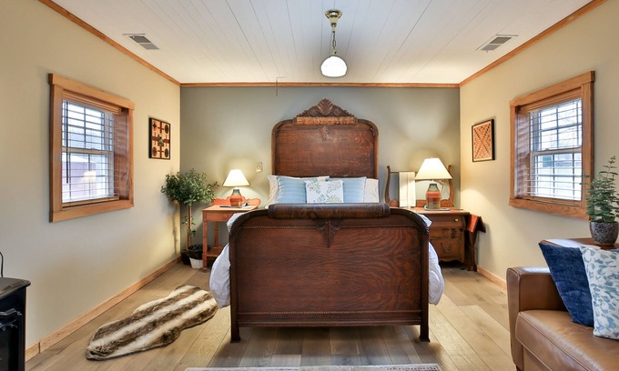 Lovettsville House | Historic Milk House Cottage Pond with Fire pit