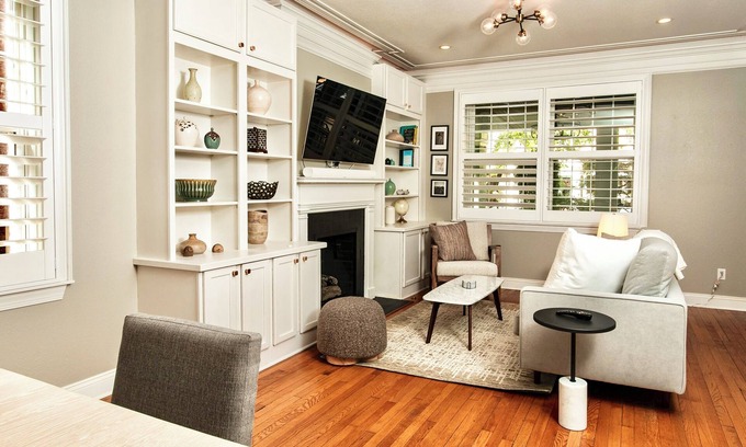 Fan District Apartment | Historic & Modern Retreat Near Downtown Richmond!