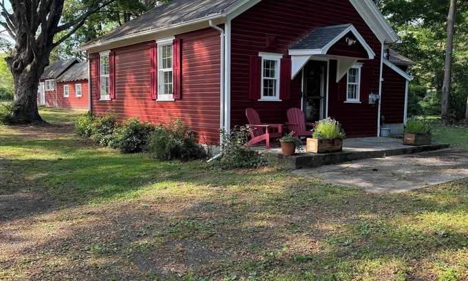 Town of Marbletown House | Historic Schoolhouse No. 11nUpstate Hudson Valley - Catskill Getaway