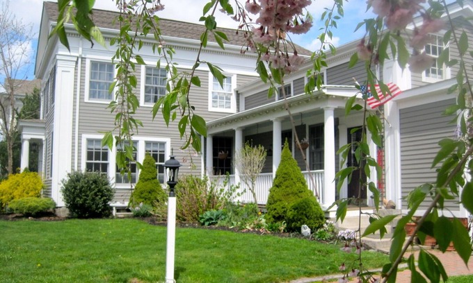 Mystic House | Historic Sea Captains Home in Downtown Mystic, Walk everywhere!